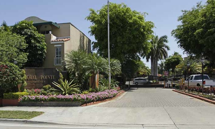 Coral Pointe Townhomes Miami