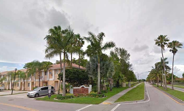 Serena Lakes Townhomes Miami