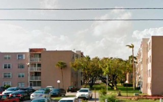 Summit Chase Miami