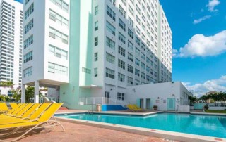 Bay Garden Manor Miami Beach