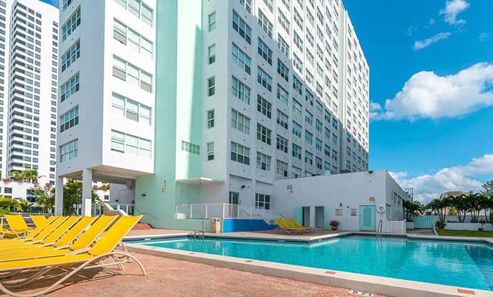 Bay Garden Manor Miami Beach